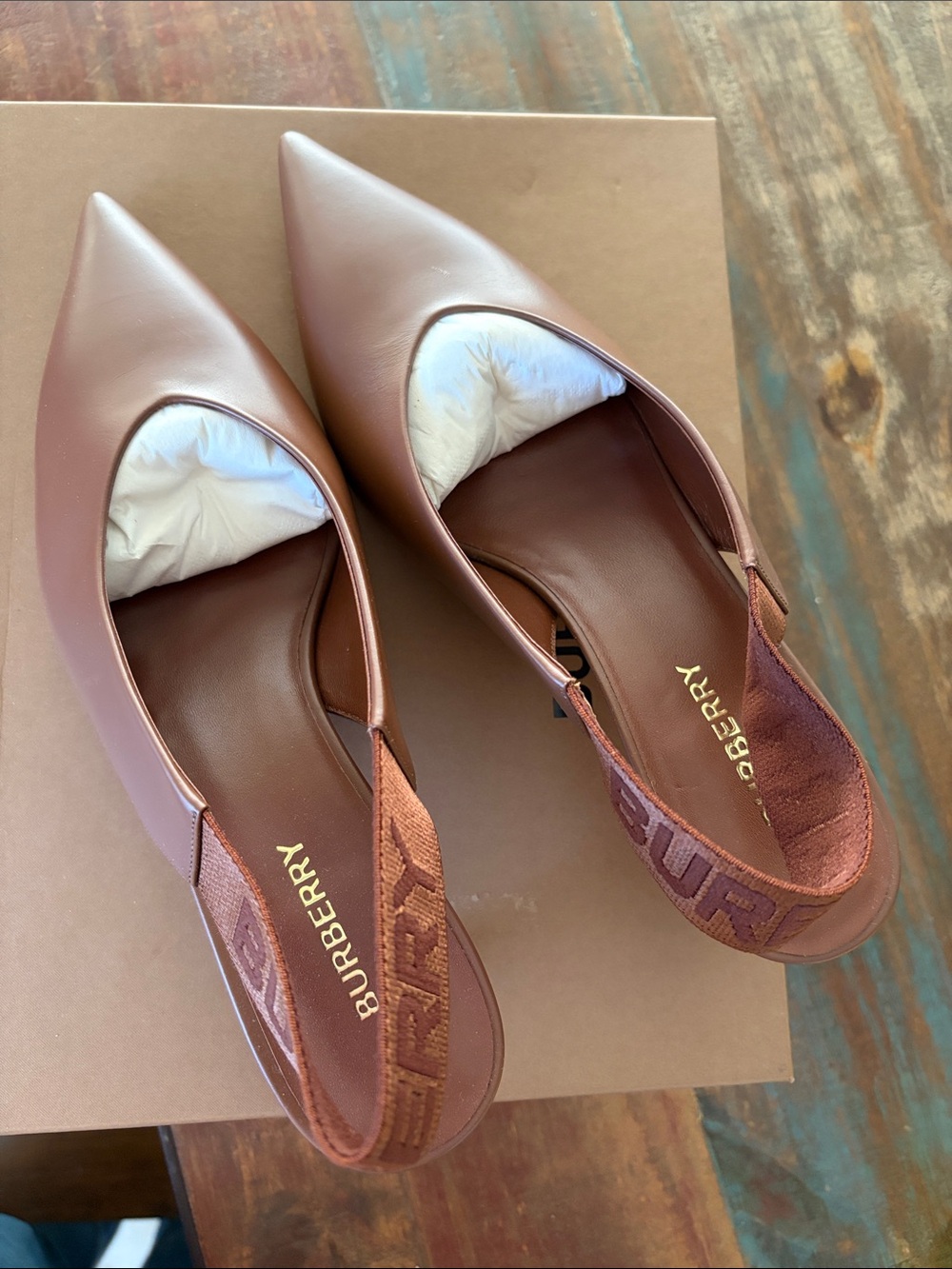 NEW Burberry Malinda Tan Leather Pointed-Toe Slingback Heels size 38